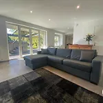 De La Anse Sur Pareloup Vakantiehuis *