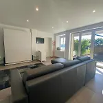 Vakantiehuis De La Anse Sur Pareloup *